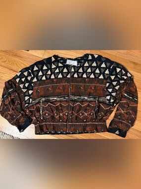 Amazing 80s bomber jacket with tribal print. Platinum by Dorothy Schoelen large